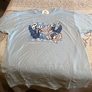 NWT Buc-ee’s Women’s Size XL Light Blue Short Sleeve Tee